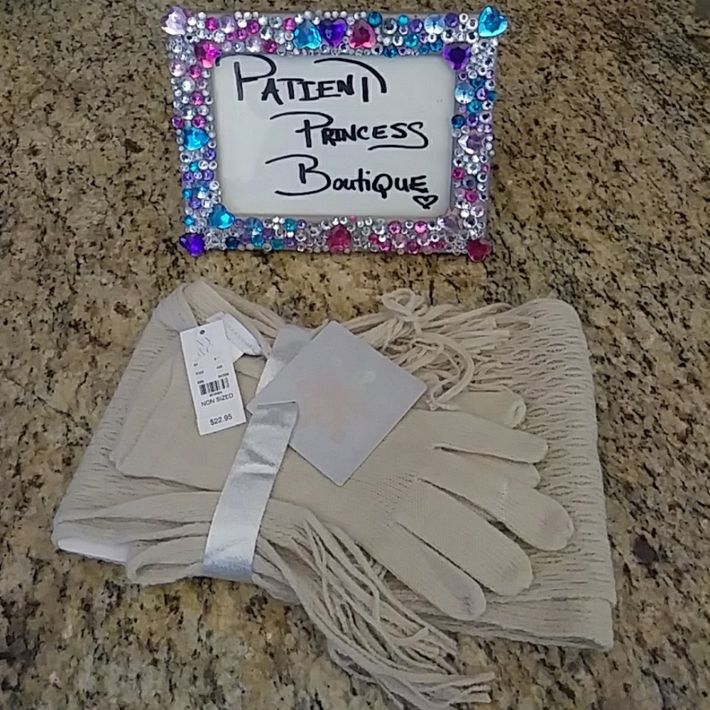 Women's scarf set
